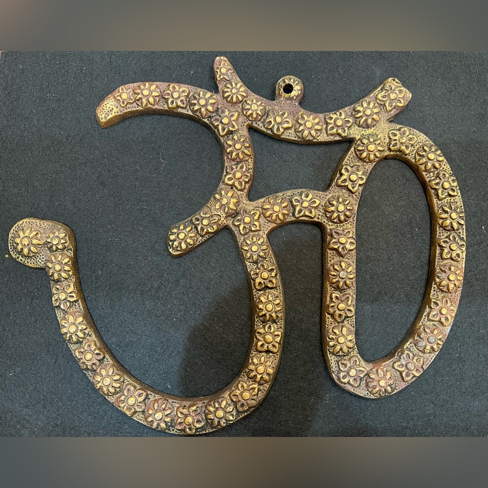 WALL ART Brass OM/AUM (in Devanagari Script) Floral Wall Decor